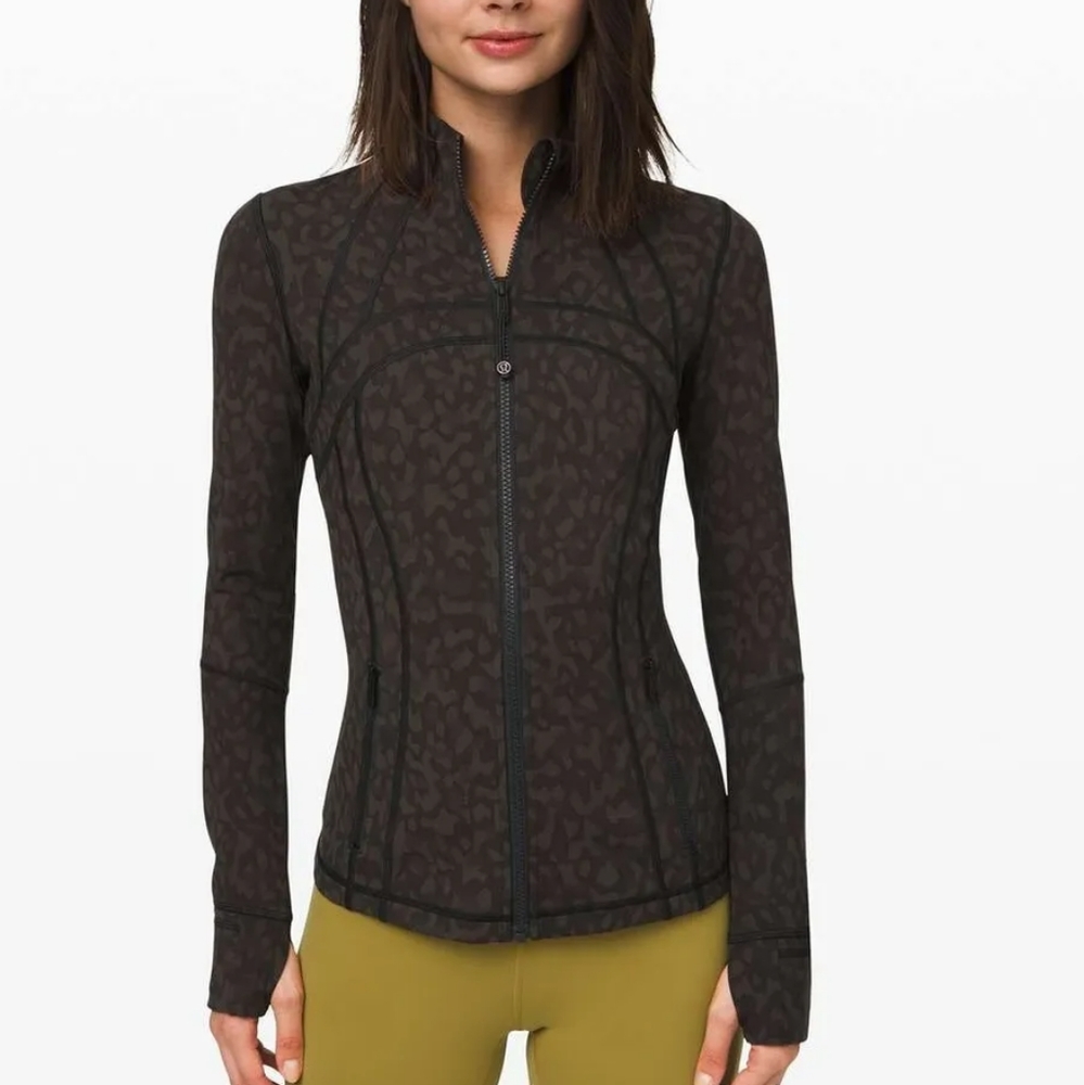 Like New! Lululemon Define Jacket Luxtreme - 10